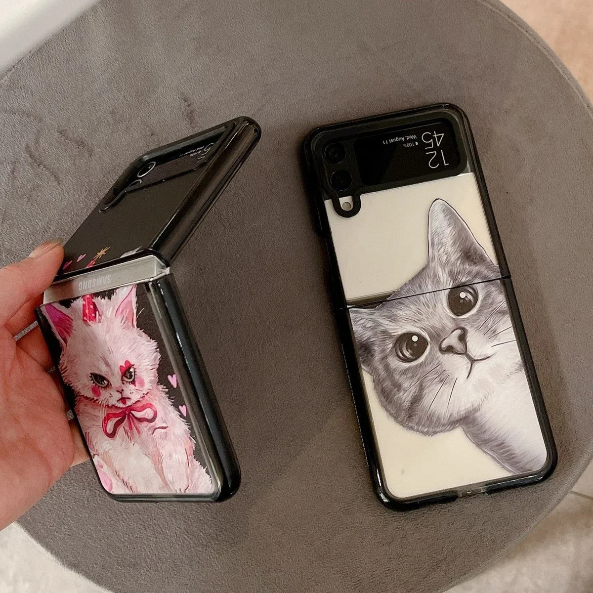 Black Border Acrylic Cat Phone Case for Samsung Galaxy Z Flip 5 4 3 Back Cover for ZFlip3 ZFlip4 ZFlip5 Hard Case Shell
