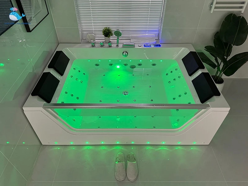 Factory Sell Luxury Freestanding Whirlpool Bath Tub Bubble Soaking 2 Person Hot Tub Massage Bathtub With Spa