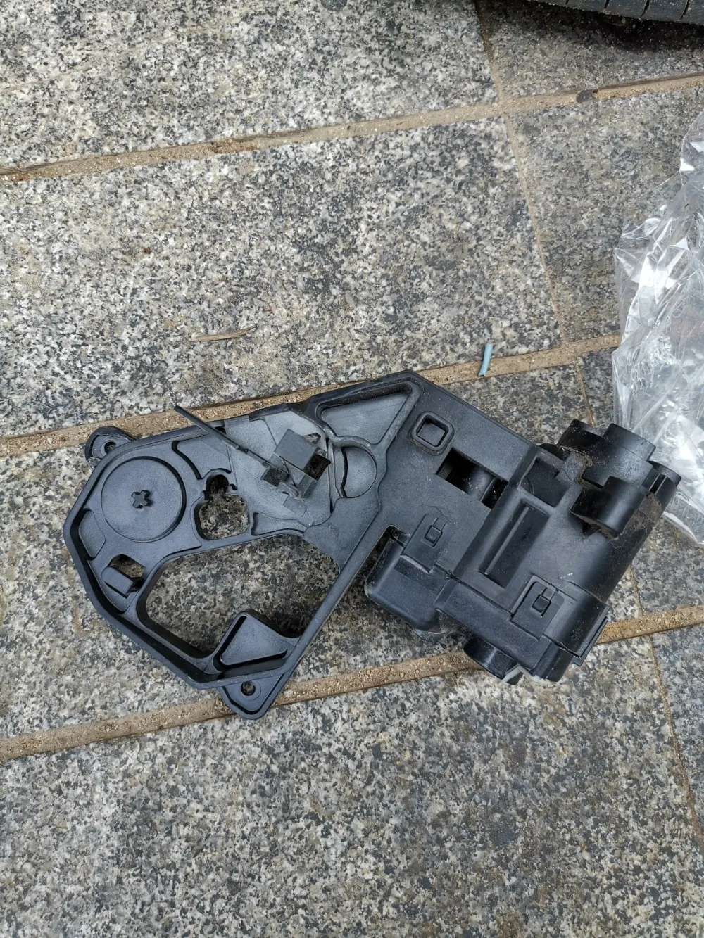 

QDARCTIC ORIGINAL 90% new RearView Fold Actuator Door Side Mirror Fold Motor for Mazda 3 Axela 1.6 2.0 2013-2016