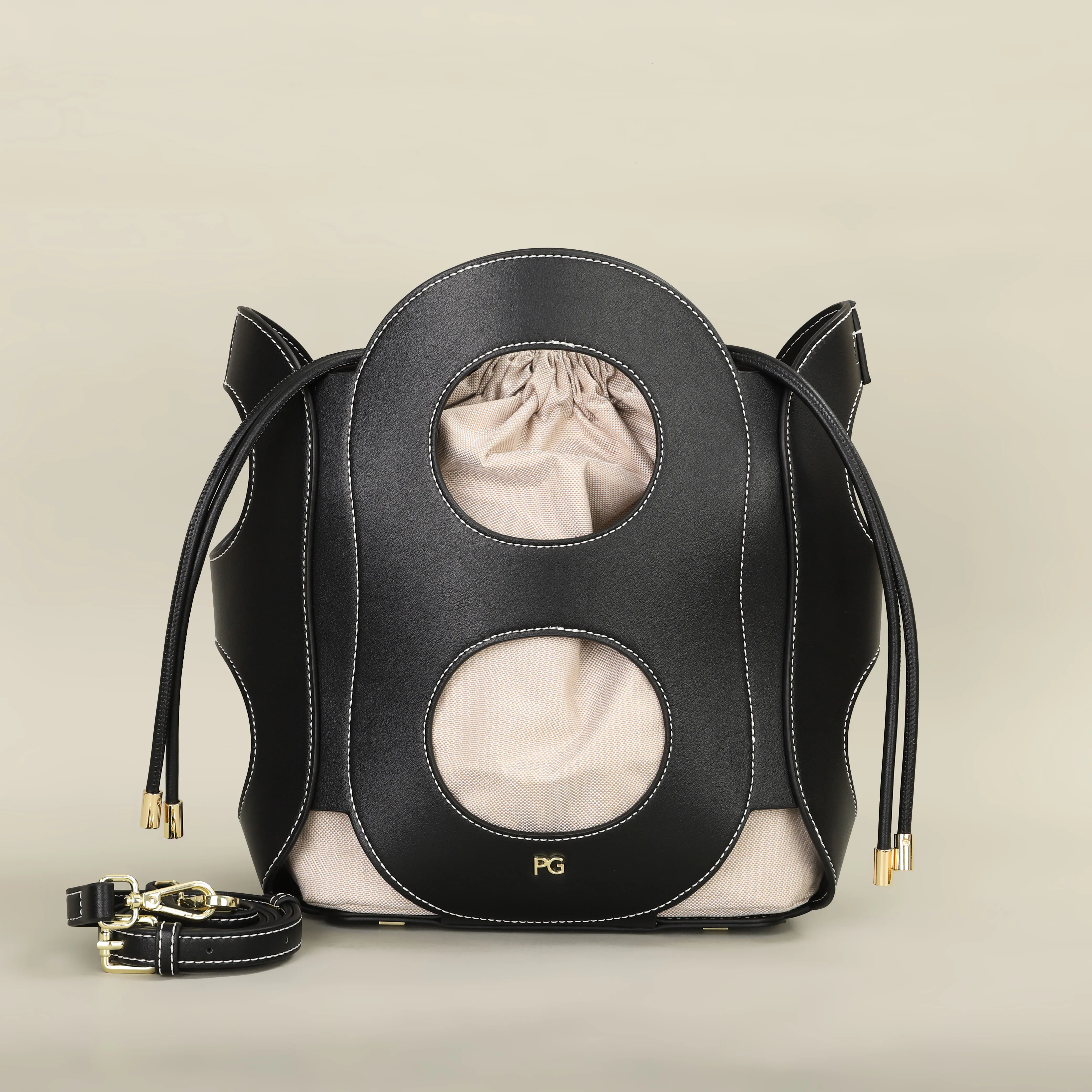 Hollow design bucket shoulder bag front view