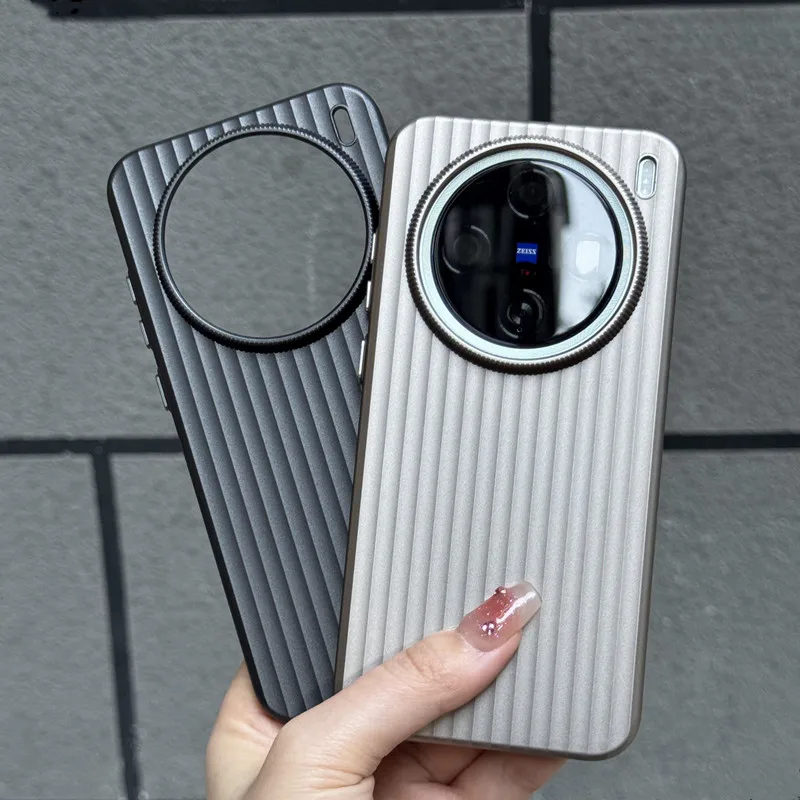 Titanium Glossy Corrugated Stripe Anti-Fingerprint Slim Back Case Cover