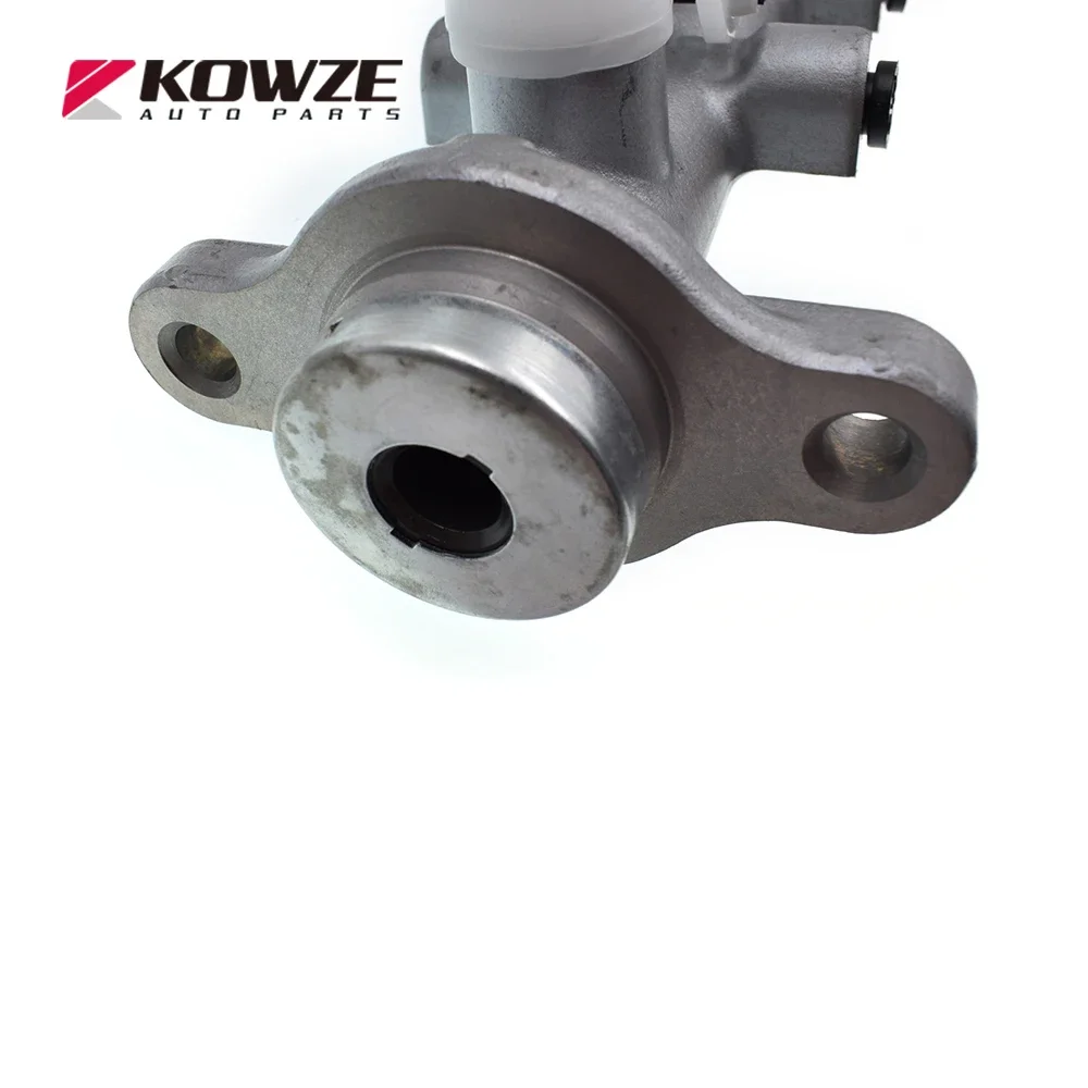 Car Accessories Brake Master Cylinder Pump Assy for Nissan Navara D40T D40B Frontier 2006-2012 46010-JR80A
