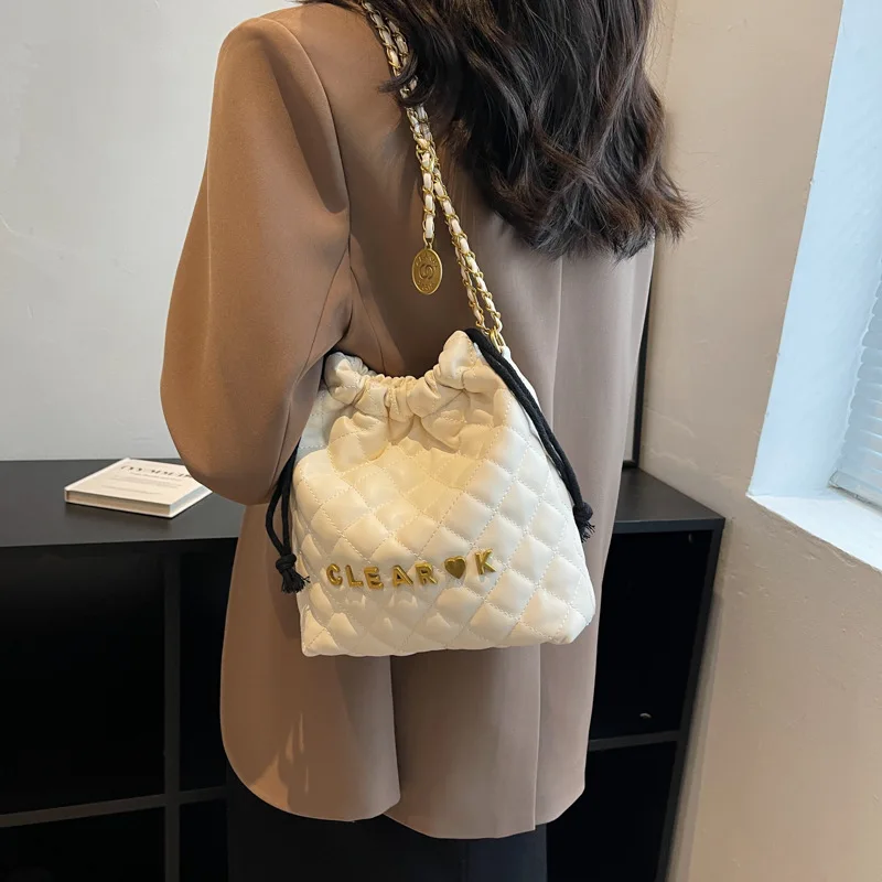 Fashion Women New Designer Luxury Rhombus Chain Shoulder Underarm Bag Advanced Texture Slung Bucket Bag