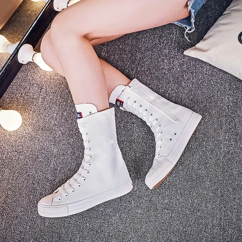 White2
