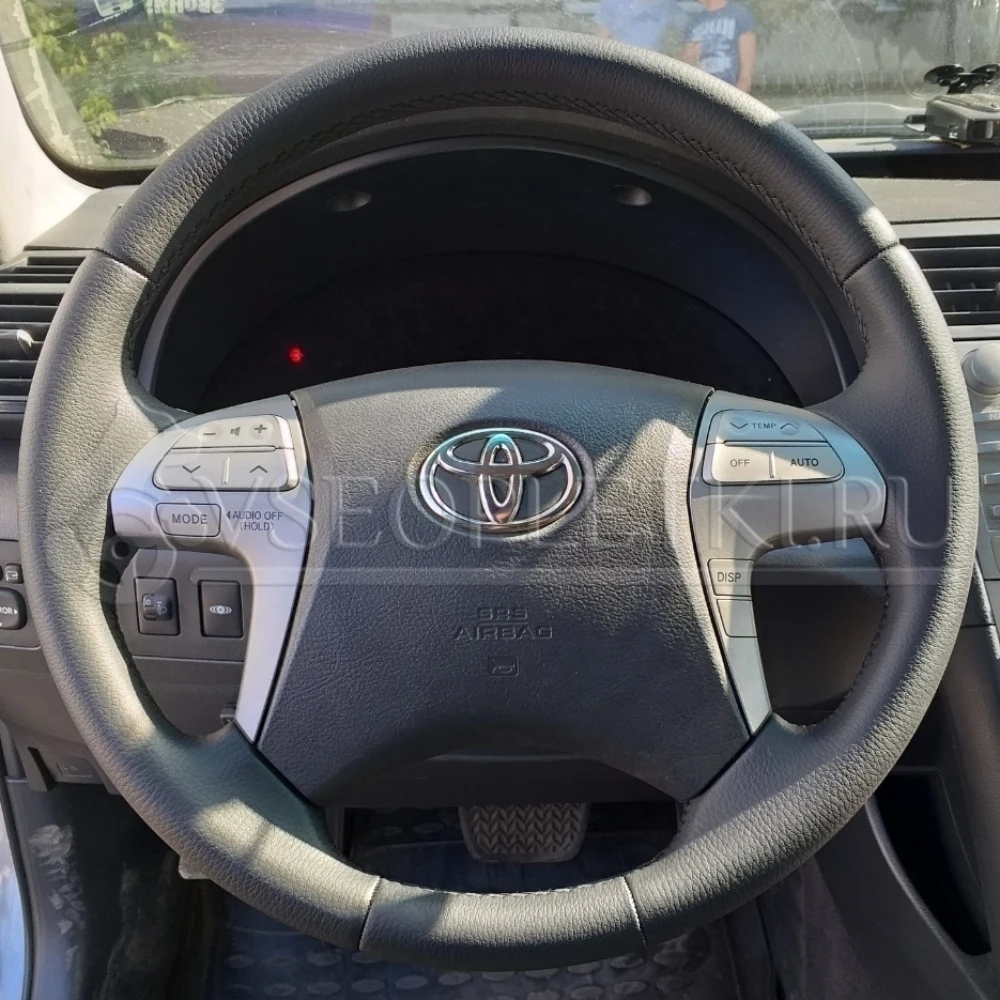 Оплетка на руль &quotToyota Camry&quot (Тойота Камри 40 кузов) для кожаного руля - черная