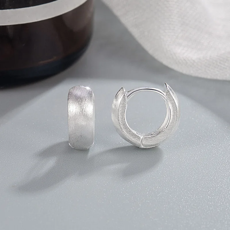 925 Silver Brushed Earrings Unique Stylish Design for Women New Fashionable Minimalist Piece Elegant Grandeur Appeal - 2