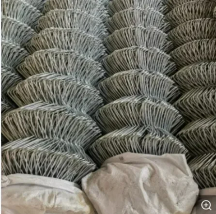 Widely Used Basketball/football/tennis/badminton Court School Sports Playground Chain Link Netting Fence 4
