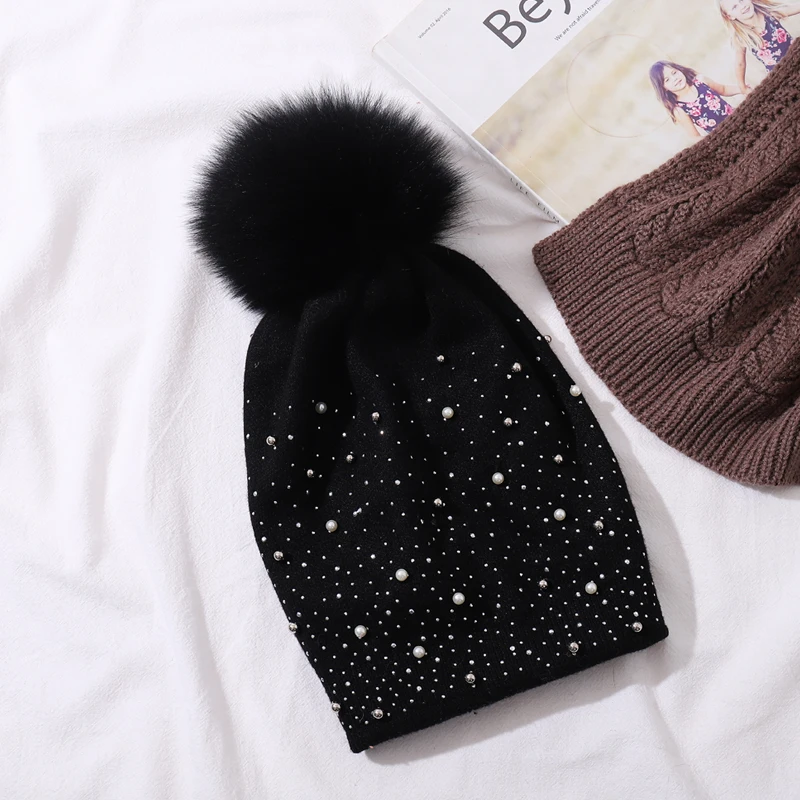 CNTANG Women Wool Knitted Hats Winter Warm Fashion Decorative Pearl Beanies Natural Raccoon Fur Pompom Hat Ladies Casual Cap 5