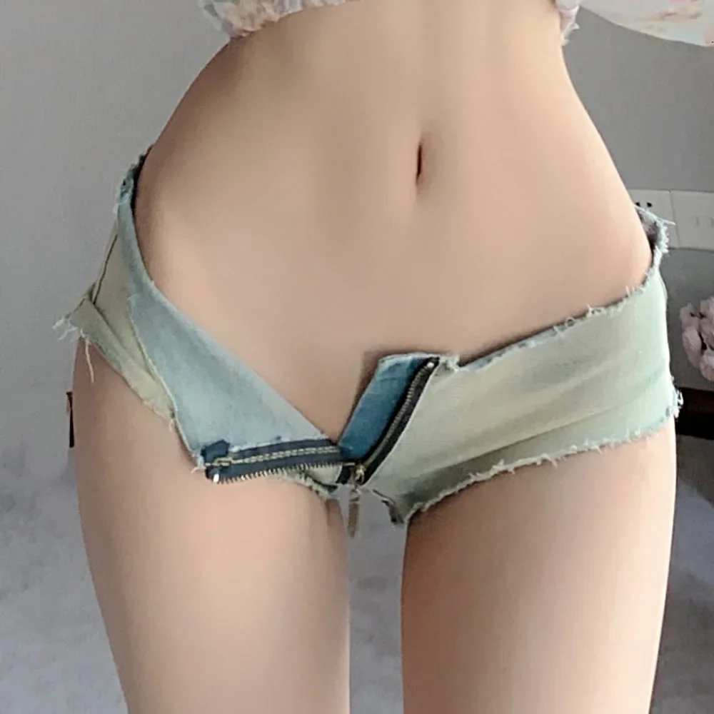 Low Waist Sexy Women's Shorts 2024 New Fashion Denim Fabric Zipper Splicing Elastic Ladies Skinny Nightclub Super Short Jeans