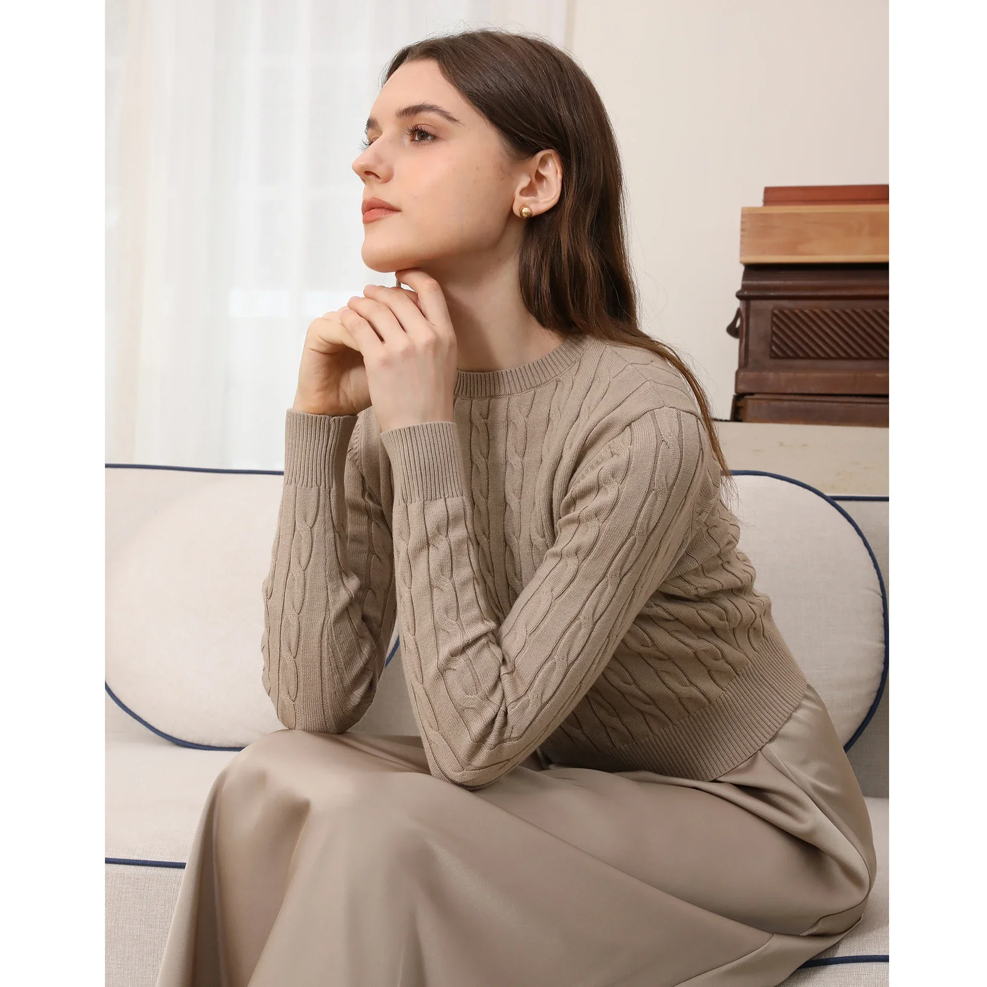 Elegant Women's Cableknit Sweater Dress - Soft & Versatile in Autumn Tones