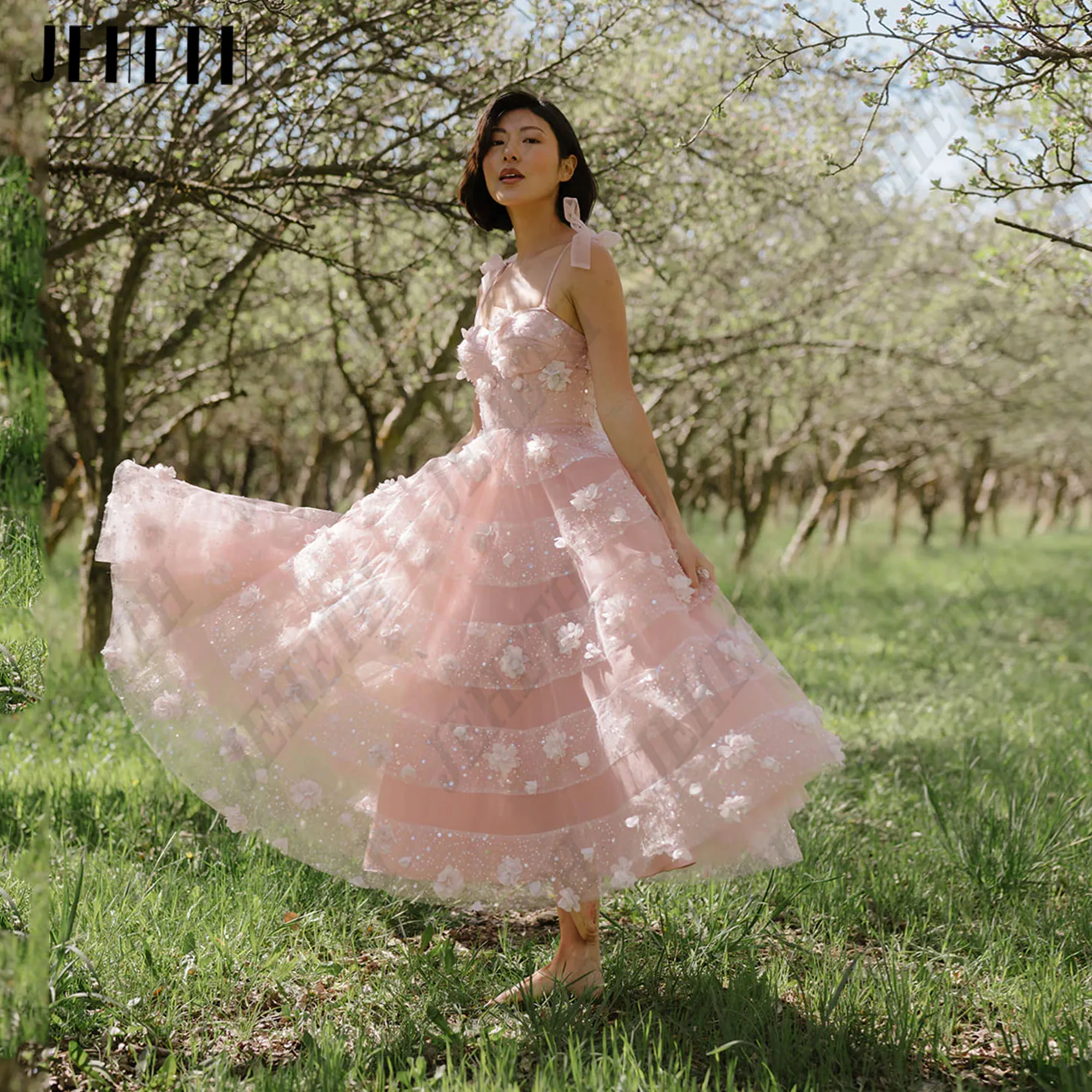 Spaghetti Straps Sweetheart Tulle Flowers Prom Dresses LBQ2375