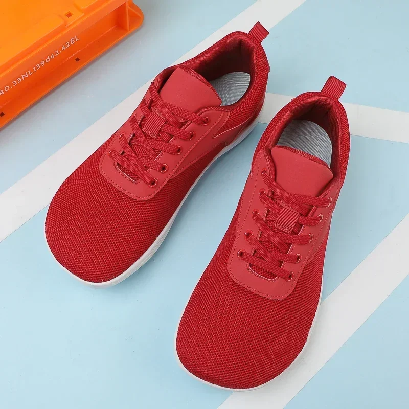 New Men's Wide Minimalist Barefoot Sneakers Unisex Minimalist Artificial Sneakers Lightweight Adjustable Slip On Walking Shoes 4