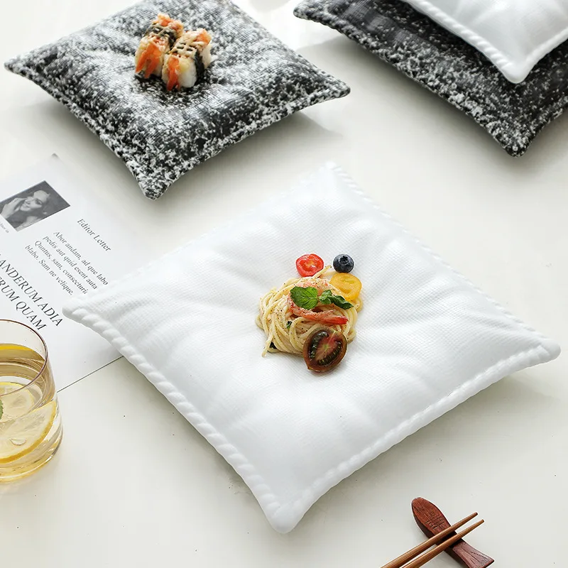 

Creative Fabric Pillow Shape Plate Ceramic Dinner Plate White Square Cutlery Dessert Plate Specialty French Meal Breakfast Plate