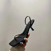 Nouvelles sandales rétro en cuir véritable à bout carré 2026 – Chaussons à talons hauts tendance pour femmes 6