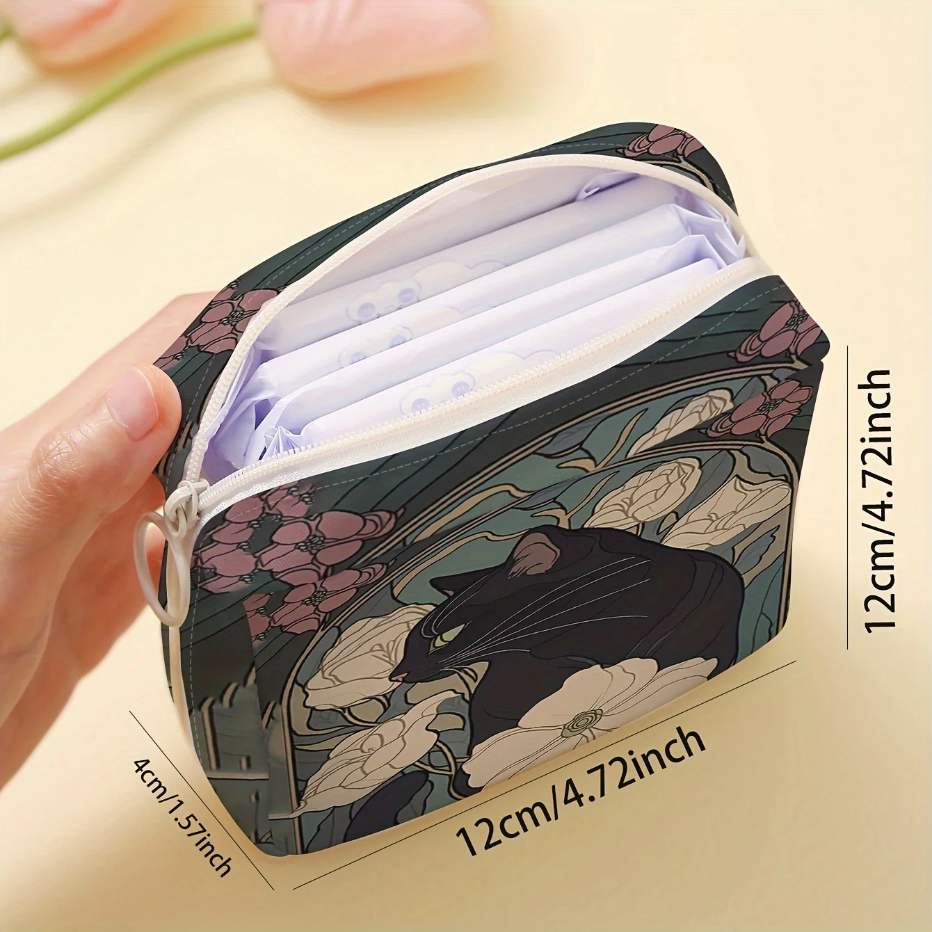 1 pc Cat pattern printed sanitary napkin storage bag, women's lightweight tissue bag, sanitary tissue bag