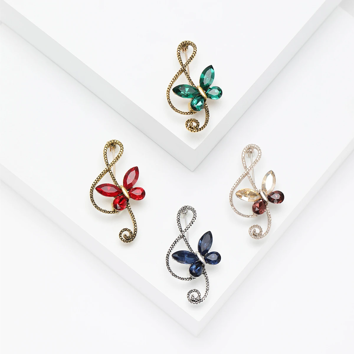 Rhinestone Butterfly Pins Women Unisex Shiny Glass Musical Note Brooches Event Party Backpack Decoration Clothes Accessories