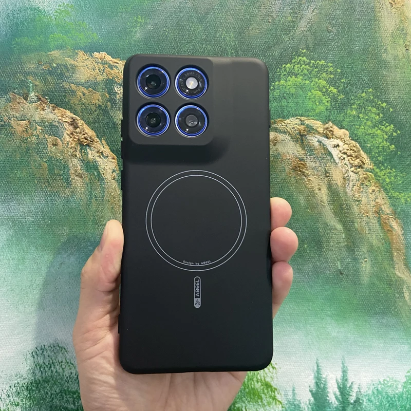Liquid Silicone Magnetic Phone Case with Wireless Charging Compatibility