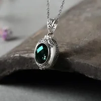 Fashion Vintage Style Green Crystal Pendant Retro Carved Gawu Can Open Photo Box Openable Style Pendant Necklace for Women Men - Image 2