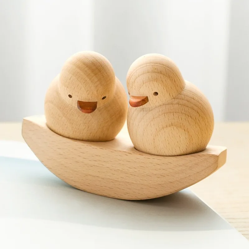 Creative Couple Decoration Office Desk Wooden Material Style Wooden Duck Friends Birthday Valentine's Day Girl Gift Fun
