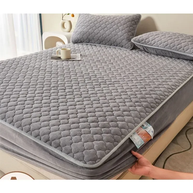

Soft Thicken Velvet Quilted Bed Pad Protector Cover Luxury Flannel Mattress Cover Winter Bed Cover Included Pillowcase