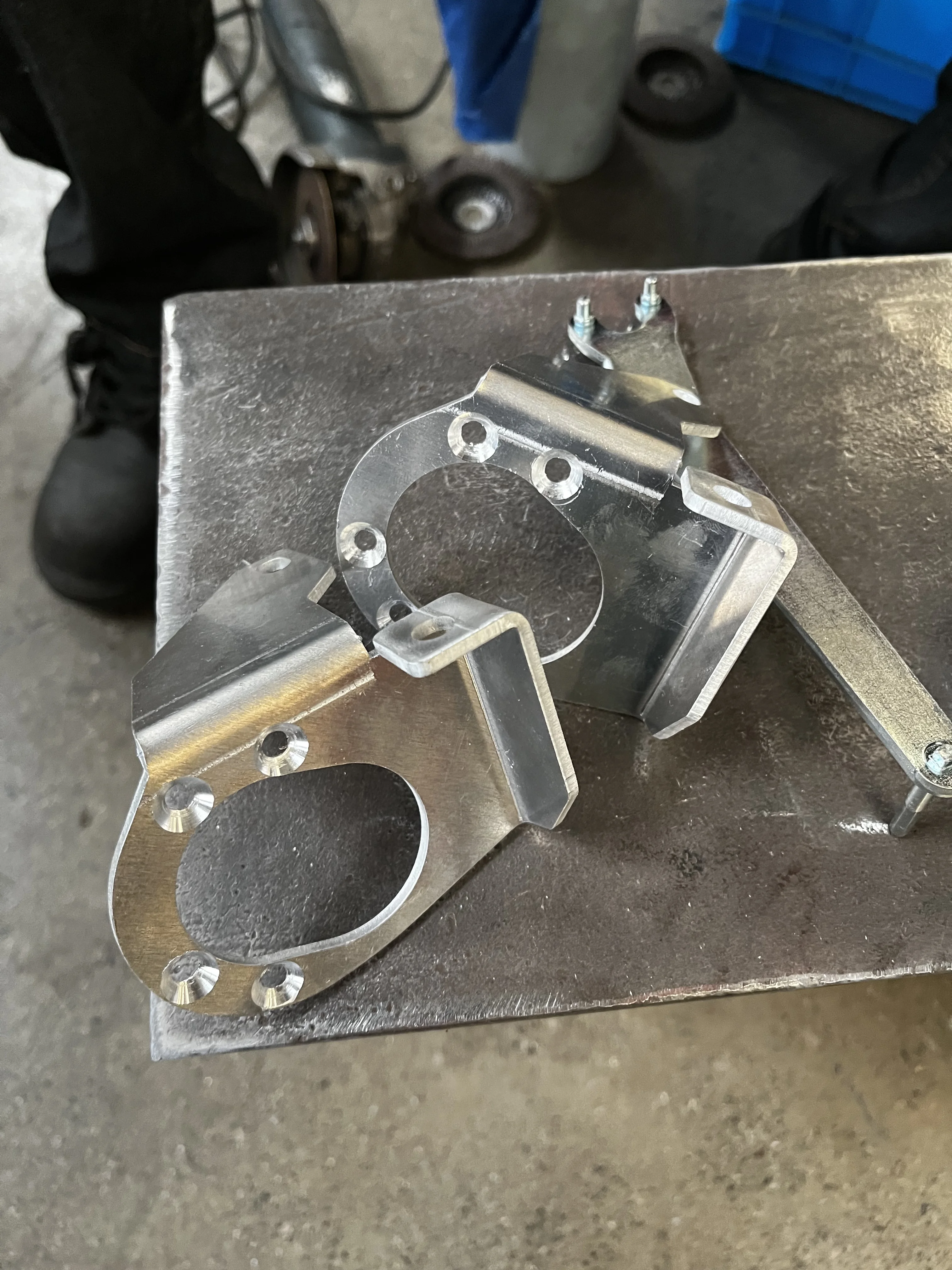 

Cnc48 Oem Изготовленные на заказ детали из нержавеющей стали и алюминия, сварка, изгиб, штамповка, изготовление, обработка листового металла