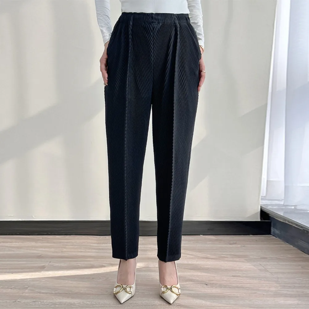 

Miyake Pleated Winter New Large Size Fish Scale Pants Solid Color Fashion Casual Loose Thin High Waist Commuter Pants Female