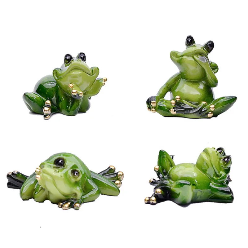 Set of 4 Dolls House Miniature Ceramic Comical Frogs 