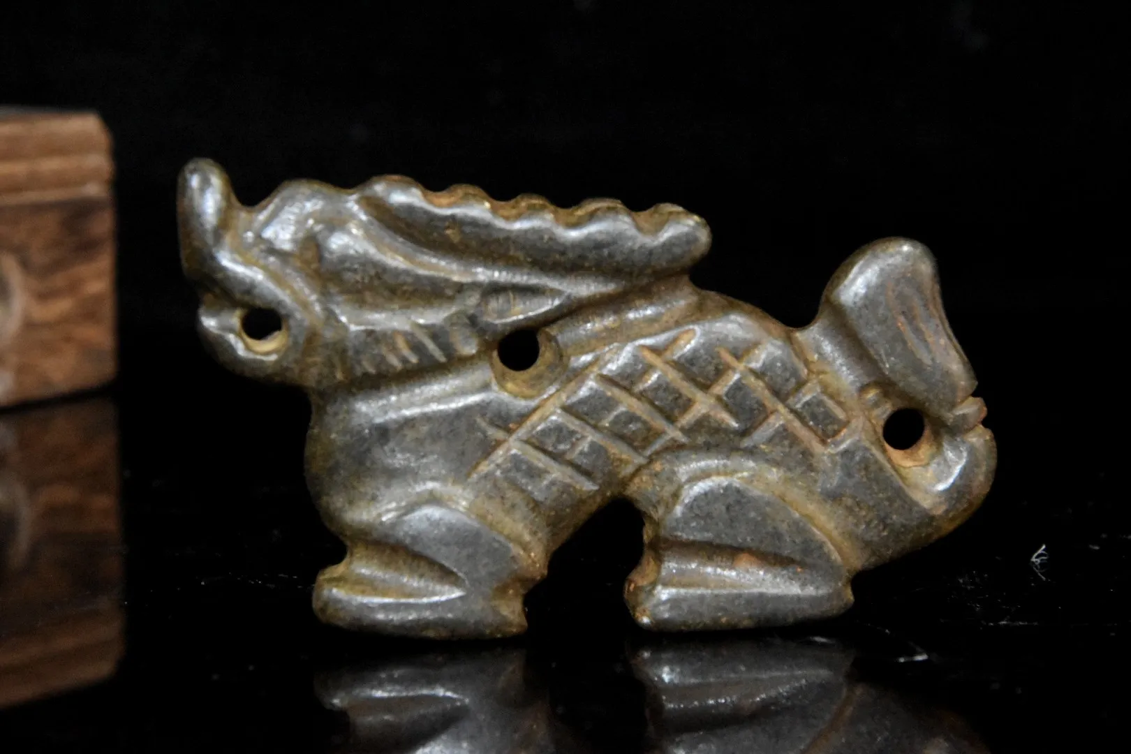 

China Hongshan Culture Magnetic Black Iron Meteorite Sculpture Lucky'“Dragon”Necklace/Waist Tag Home Decoration#7