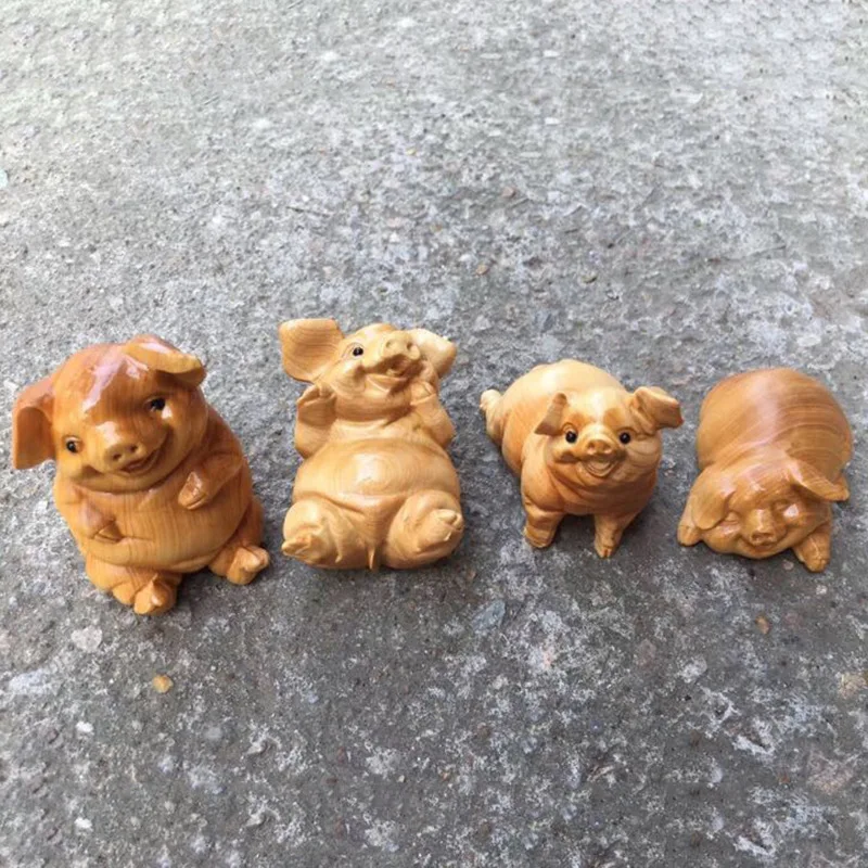 

Cliff Cypress Wood Carving Four Happiness Lucky Home Decoration Joyful Zodiac Animals Pig Tea Pet Handles Car Handicrafts