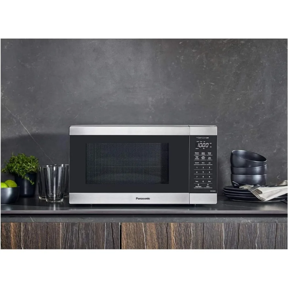 1100W with Genius Sensor Cook and Auto Defrost Countertop Microwave Oven,Auto Sensor and Auto Cook,Minimum Countertop Footprint 3