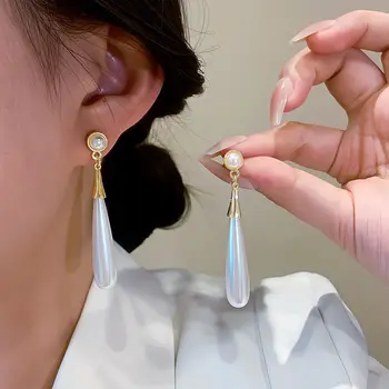 925 Silver Needle Korean Fashion Water Drop Pearl Earrings For Women Jewelry 2025 Trending New Women's Elegant Palace Earrings