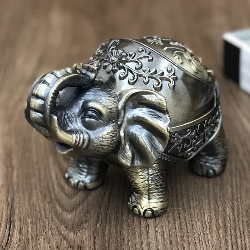 Elephant Ashtray Creative Personality Trend With Cover Windproof Metal Home Living Room Tea Table Ornaments