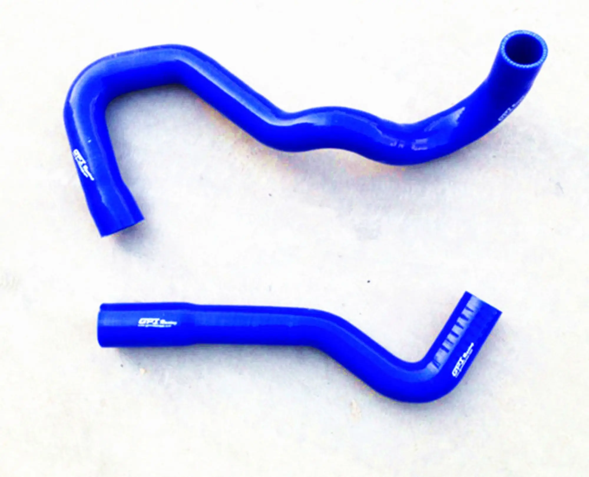 

For 1997-2020 NISSAN PATROL Y61 TD42 4.2L 1997-2020 Silicone Radiator Hose Pipe Tube Kit 1997 1998 1999 2000 2001 2002 2003 2004