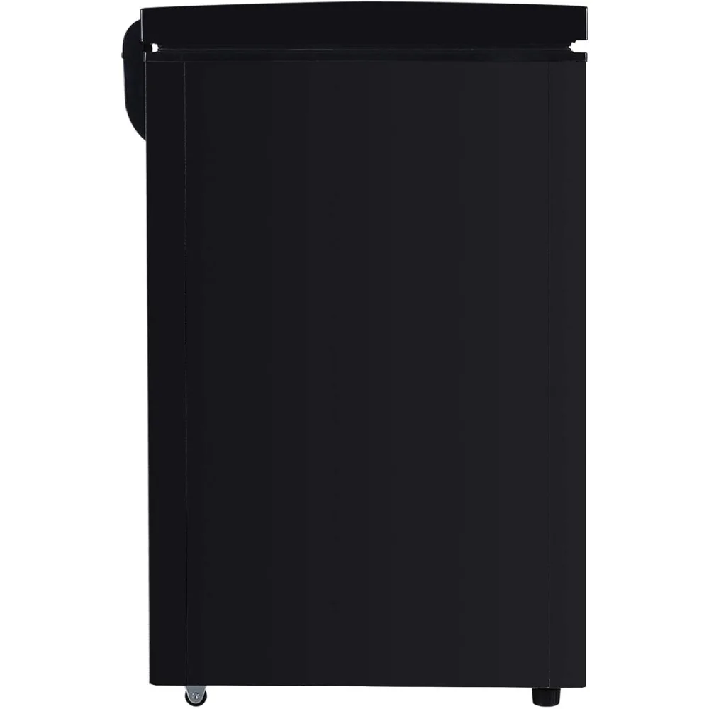 FRF470-BLACK 7.0 cu. ft. Chest Freezer, Black  Product Dimensions	22.83"D x 38.58"W x 35.04"H Item Weight 77 pounds 6