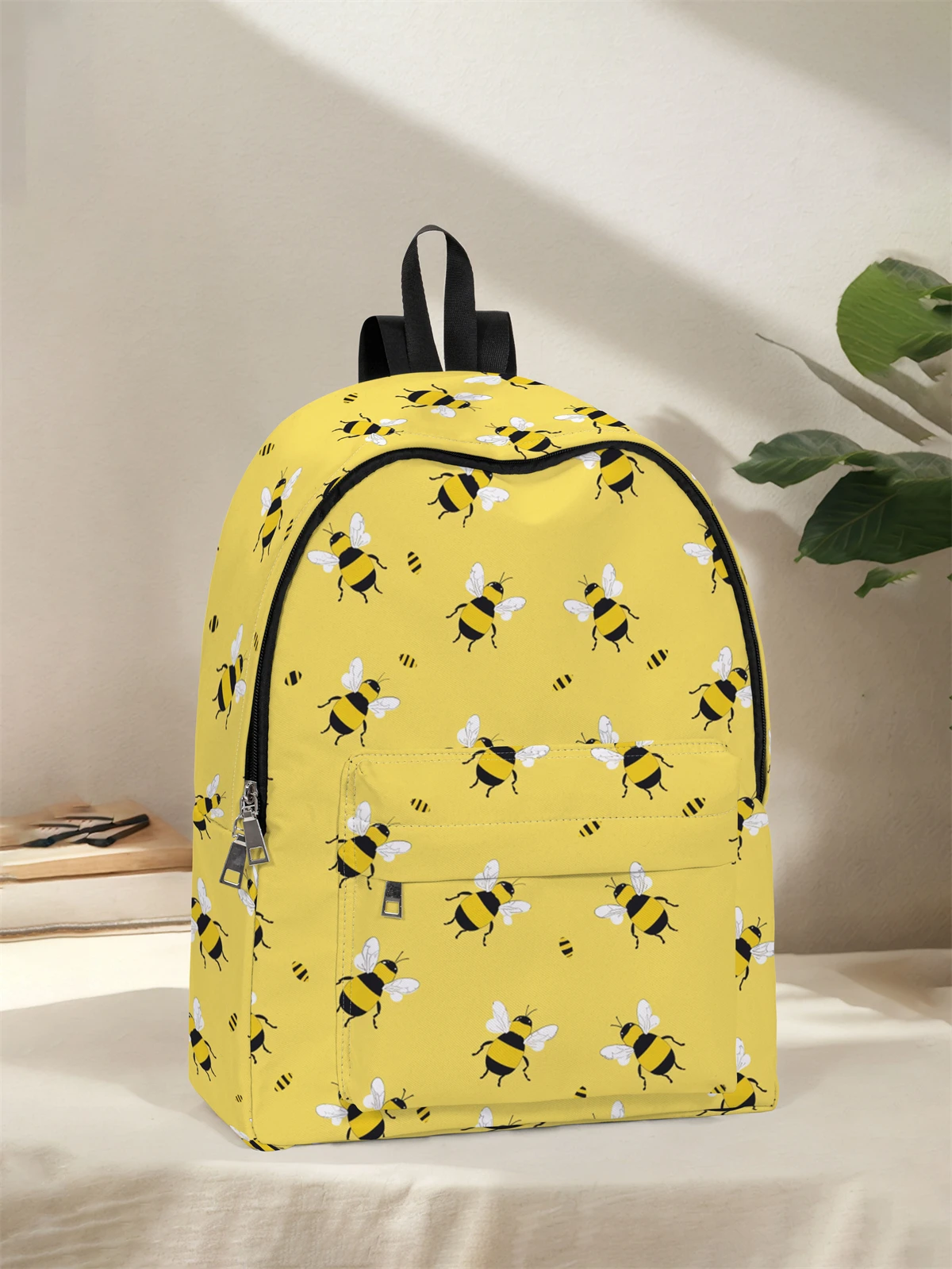 Bee pattern backpack, new model for 2025, casual travel backpack, lightweight and simple casual travel backpack