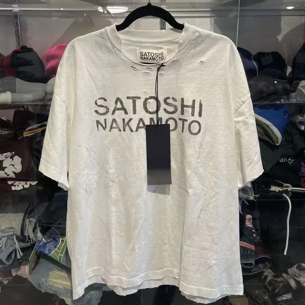 Satoshi Nakamoto T-Shirt 26SS Destroyed Washed White Letter Print Vintage Ripped Kurzarm-T-Shirts Herren Damen Streetwear