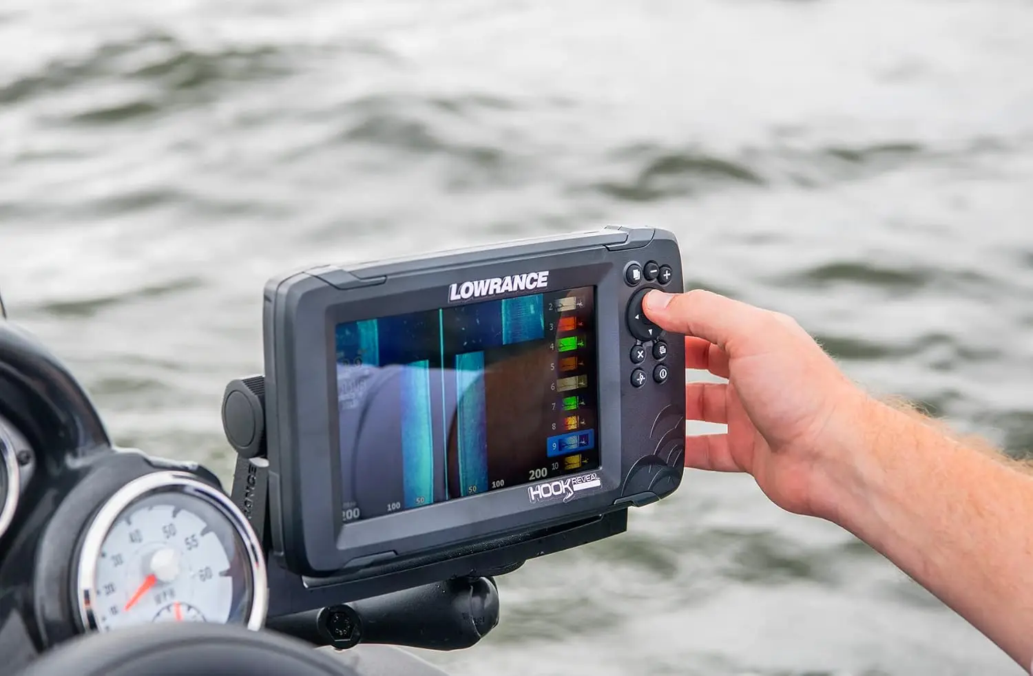 Reveal 5", 7" and 9" Fish Finders with Transducers