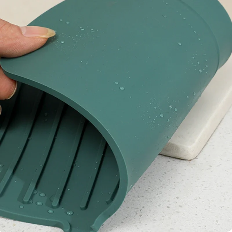 Kitchen Faucet Splash Pad kitchen splatter screen kitchen splash guard kitchen sink pad kitchen faucet pad Silicone Sink Faucet Splash Guard Mat Sponge Drain Anti Slip Rack for Bathroom Kitchenware Storage