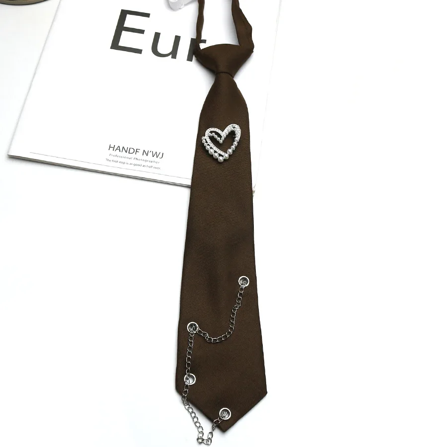 Ketten-Herz-Dekorationskrawatte für Mädchen im College-Stil, keine Handknoten-Krawatte, modisches, vielseitiges Hemd-Accessoire, trendig – Detail 14