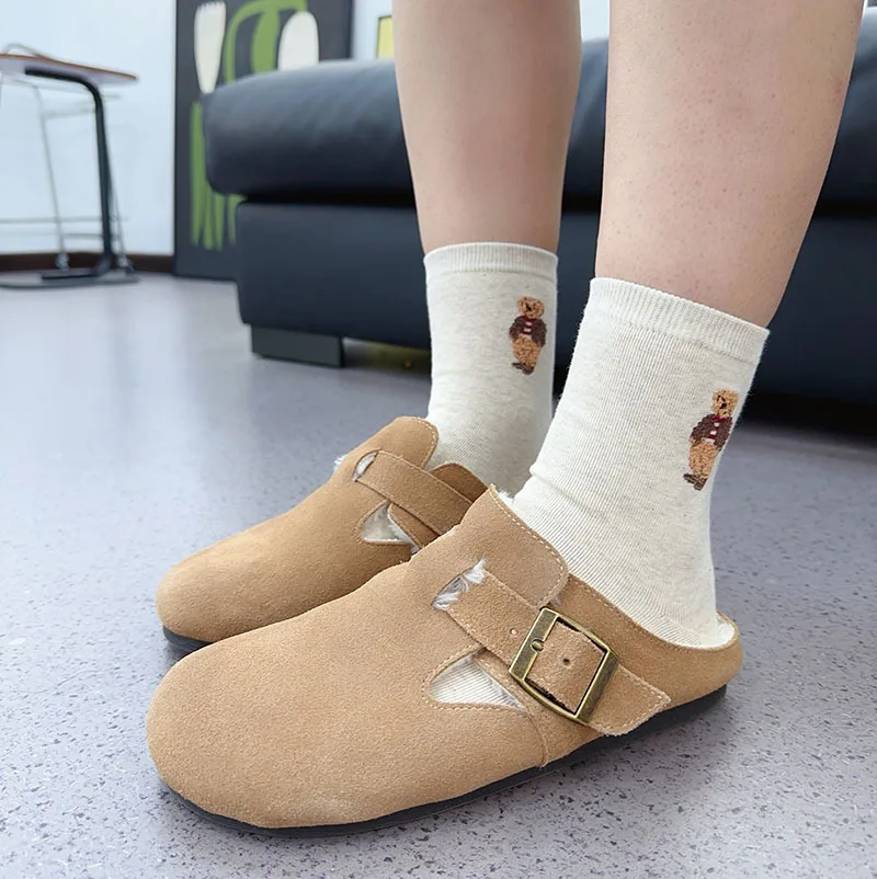 Elegant Lady Bear Cartoon Women's Cute Cotton Socks - Harajuku Style Novelty Breathable Christmas Gift