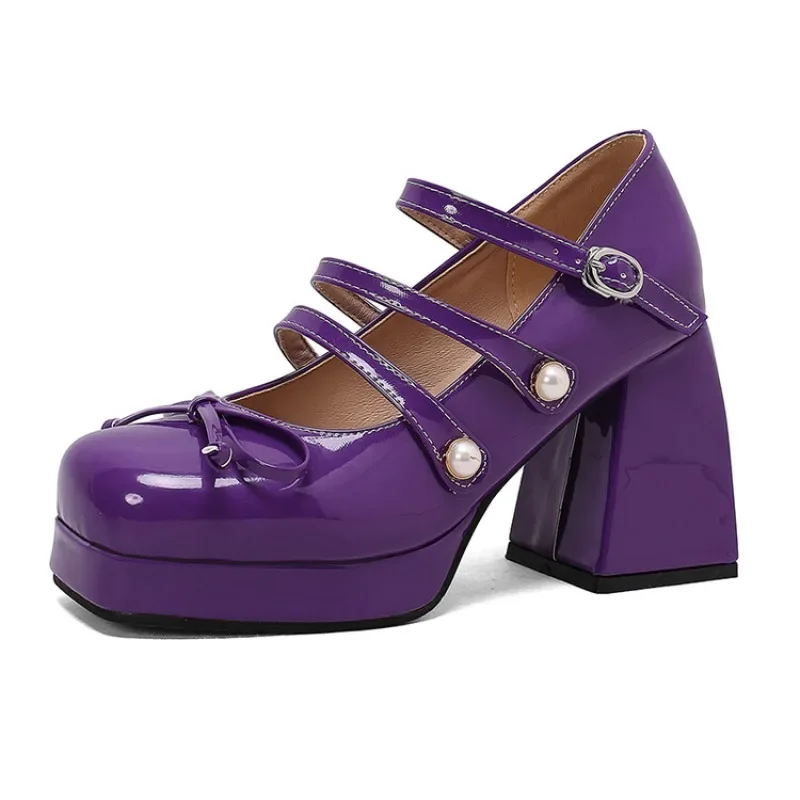 

Женские туфли-лодочки большого размера на толстом каблуке