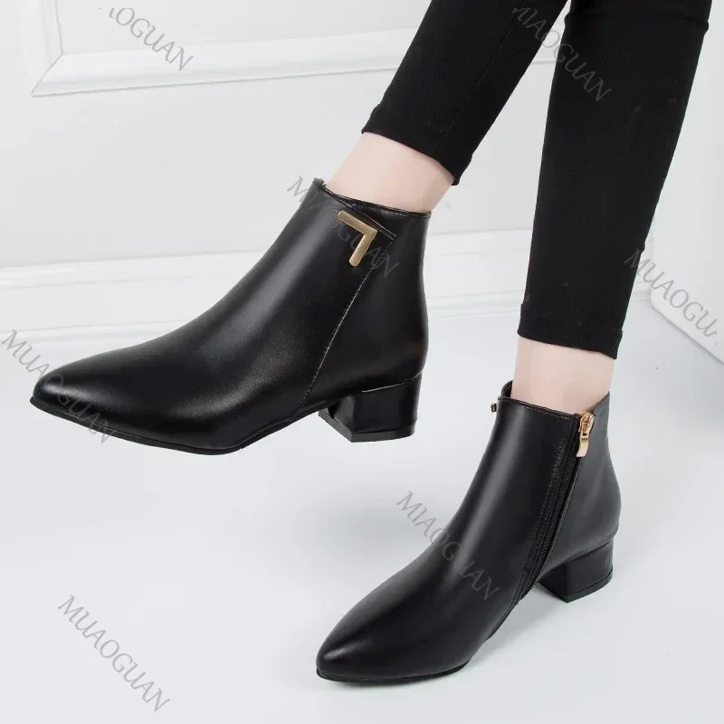 Damen Stiefel Mit Absatz In Lederoptik Und Spitzer Zehenform_voghion.com