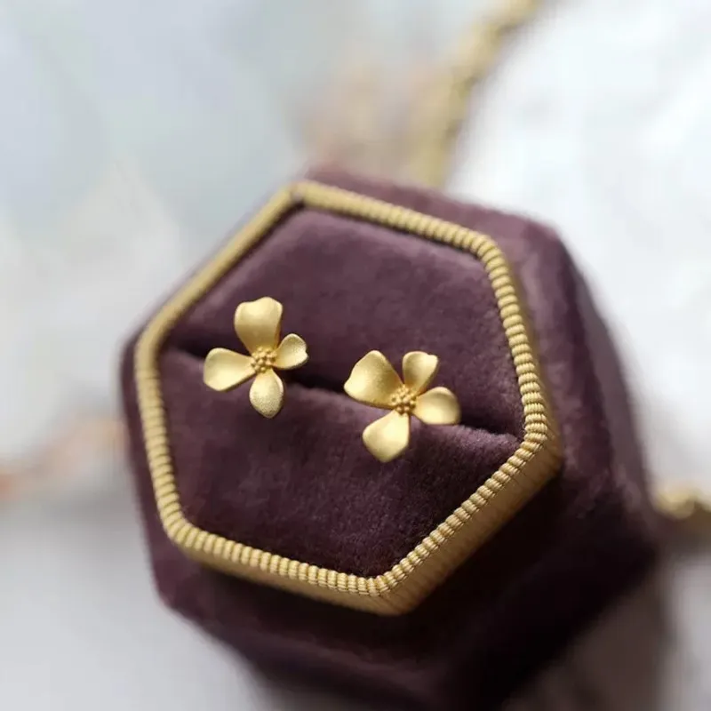 14K Gold-Plated Tiny Flowers Stud Earrings for Women 2024 New Trend Sweet Earring Pretty Girls Jewelry Gifts