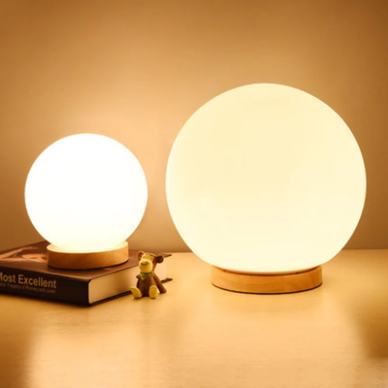 Современная настольная лампа с теплым матовым стеклом и шариками, белая Скандинавская деревянная лампа светодиодный E27, домашняя прикроватная лампа для гостиной, спальни, кабинета, осветительные приборы