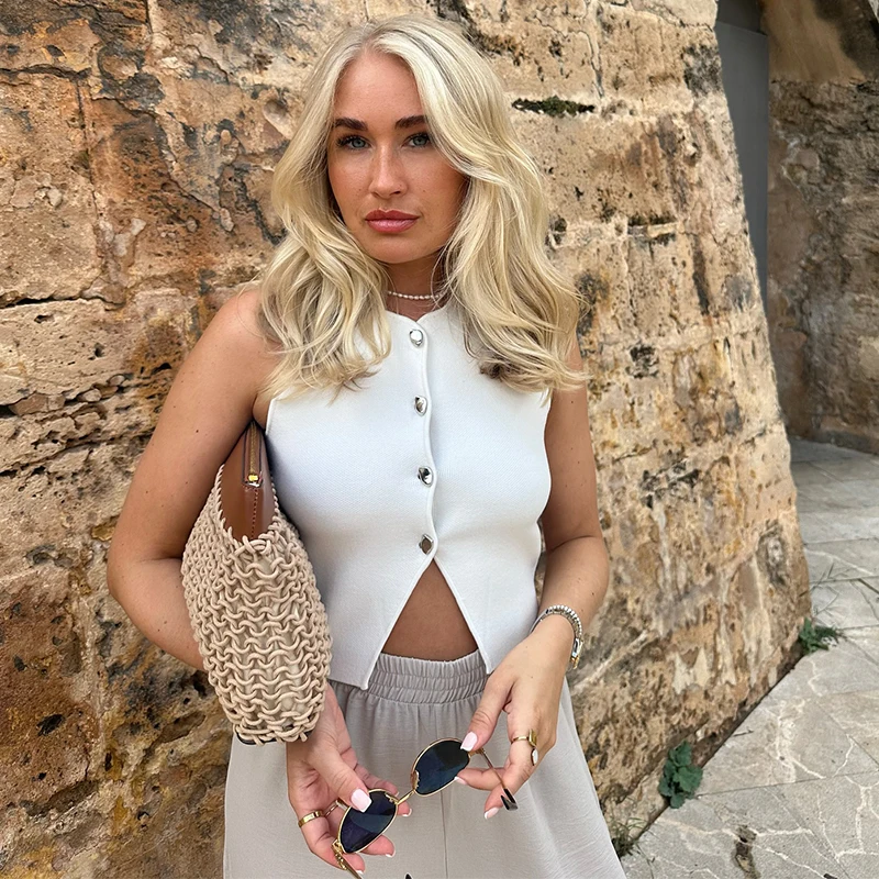 Fashion Knitted Vest Top for Women Short Sleeve V-neck Buttons Loose White Waistcoat Cardigan Female Autumn New in Outwears