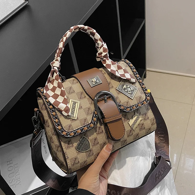 

Net red bag female 2023 new retro printing small square bag senior sense of hundred shoulder diagonal cross bag female bag