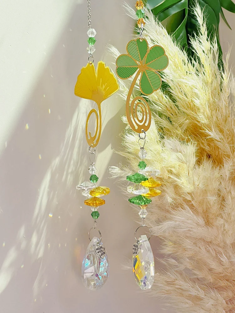 Suncatcher Hanging Crystal Clover Ginkgo Leaf Pendant Rainbow Prism Wind Chime Sun Light Catcher Home Garden Window Decoration