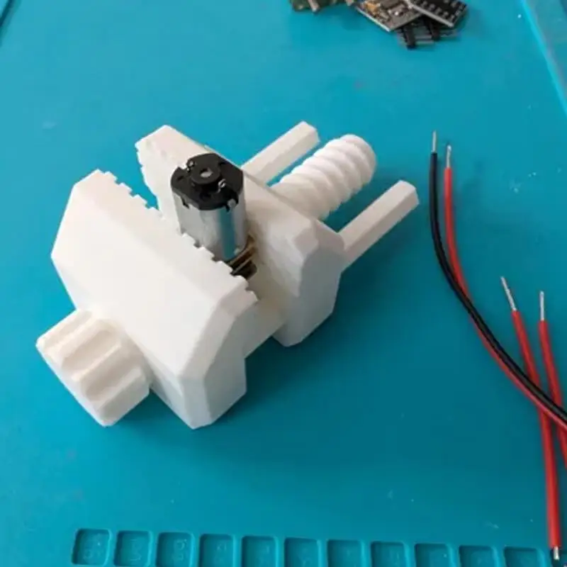 Mini Vise Adjustable Height Sturdy Base Small Clamp Miniature Clamping Model Building Electronics Repair Hobbyist Tool