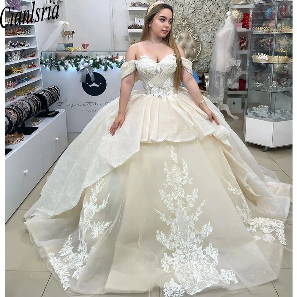 

Ivory Lace Ball Gown Quinceanera Dresses 2024 Crystal Appliques Sweet 16 Dress Lace-up Birthday Gowns Vestidos De 15 Anos