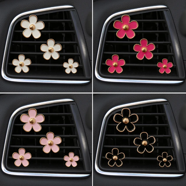 4Pcs/Set Car Outlet Vent Perfume Clips Car Air Freshener Conditioning Aromatherapy Small Daisy Interior Decoration Accessories 1